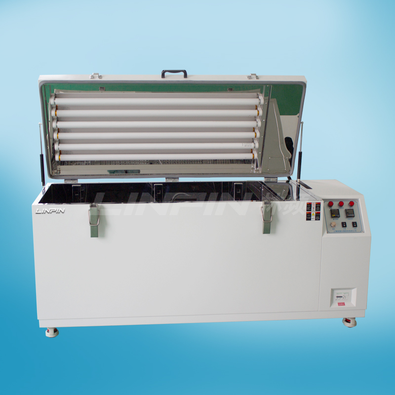 光伏（PV）組件紫外試驗(yàn)箱